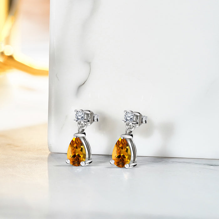 シルバー/K18WGP 合計2.50ct. ラウンドとペアシェイプカット ダングル 完璧な11月の誕生石シトリンピアス