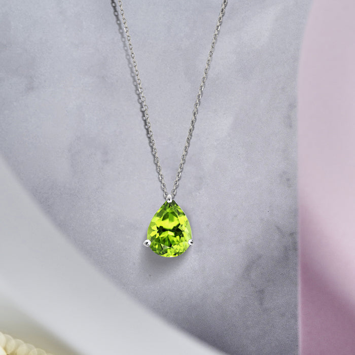 シルバー/K18WGP 1.50ct. ペアシェイプカット 一粒 美麗な誕8月の誕生石ペリドットペンダント