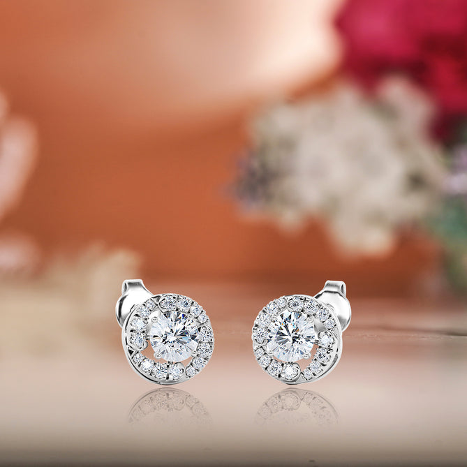K10 モアサナイトとダイヤモンドピアス・イヤリング（片耳0.75ct／ラウンドカット／ダイヤツイストノット）