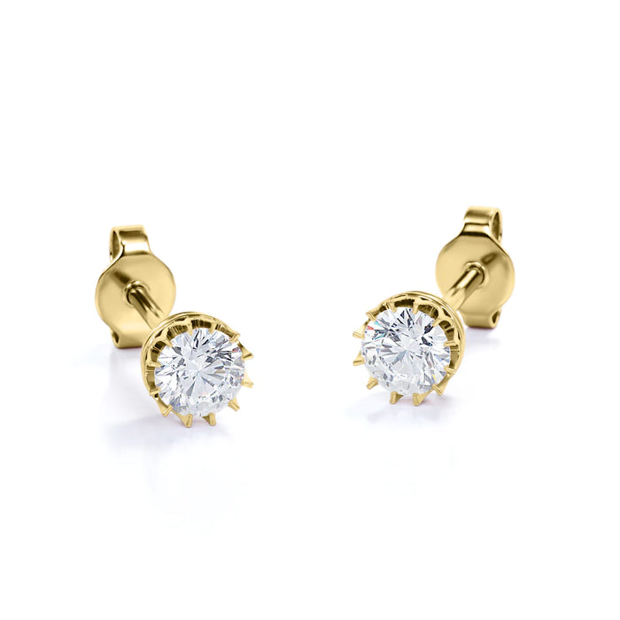 K10 モアサナイトピアス・イヤリング（片耳0.50ct／ラウンドカット）