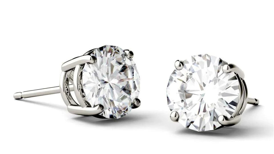 K10 モアサナイトピアス・イヤリング（片耳1.0ct／ラウンドカット／4本爪留め）