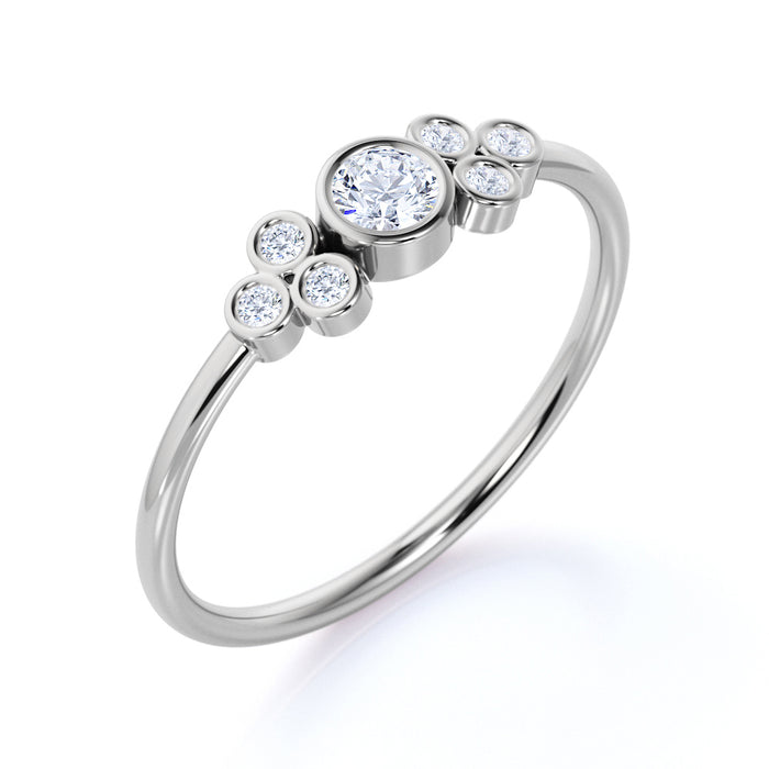 K10 0.18ct エレガントダイヤモンドリング（ラウンドカット／覆輪留め）