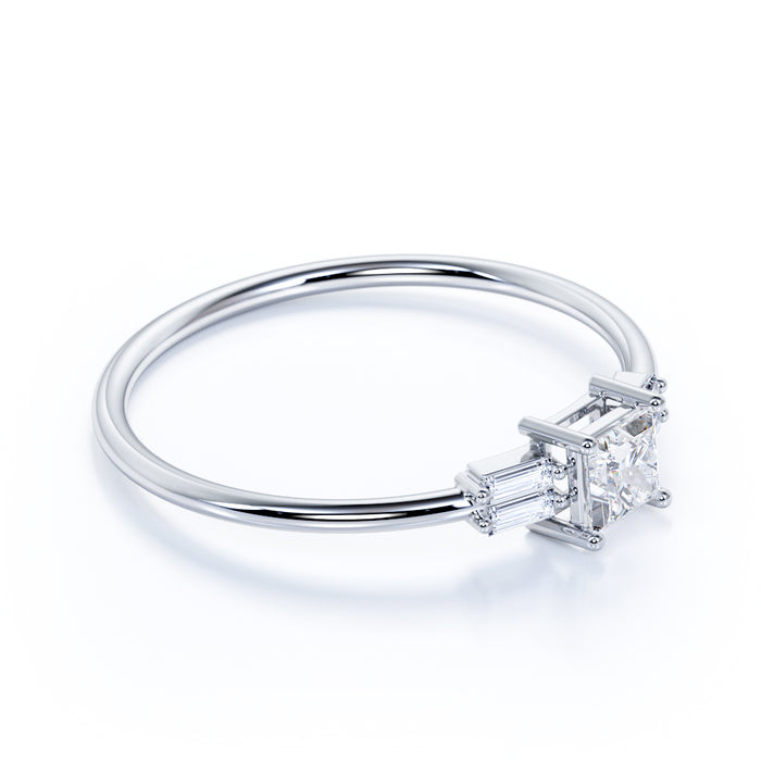 K10 ダイヤモンドリング（0.35ct／プリンセスカット）